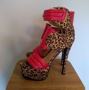 Ami Clubwear heels size 11